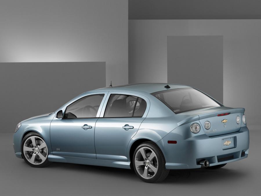  Chevrolet Cobalt SS Concept 2004 года  (фото 2 из 2)